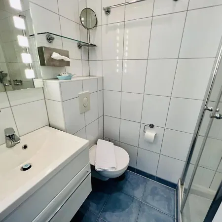 Ankerplatz In Zentraler Lage * Росток