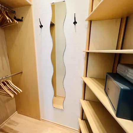 Ankerplatz In Zentraler Lage Росток